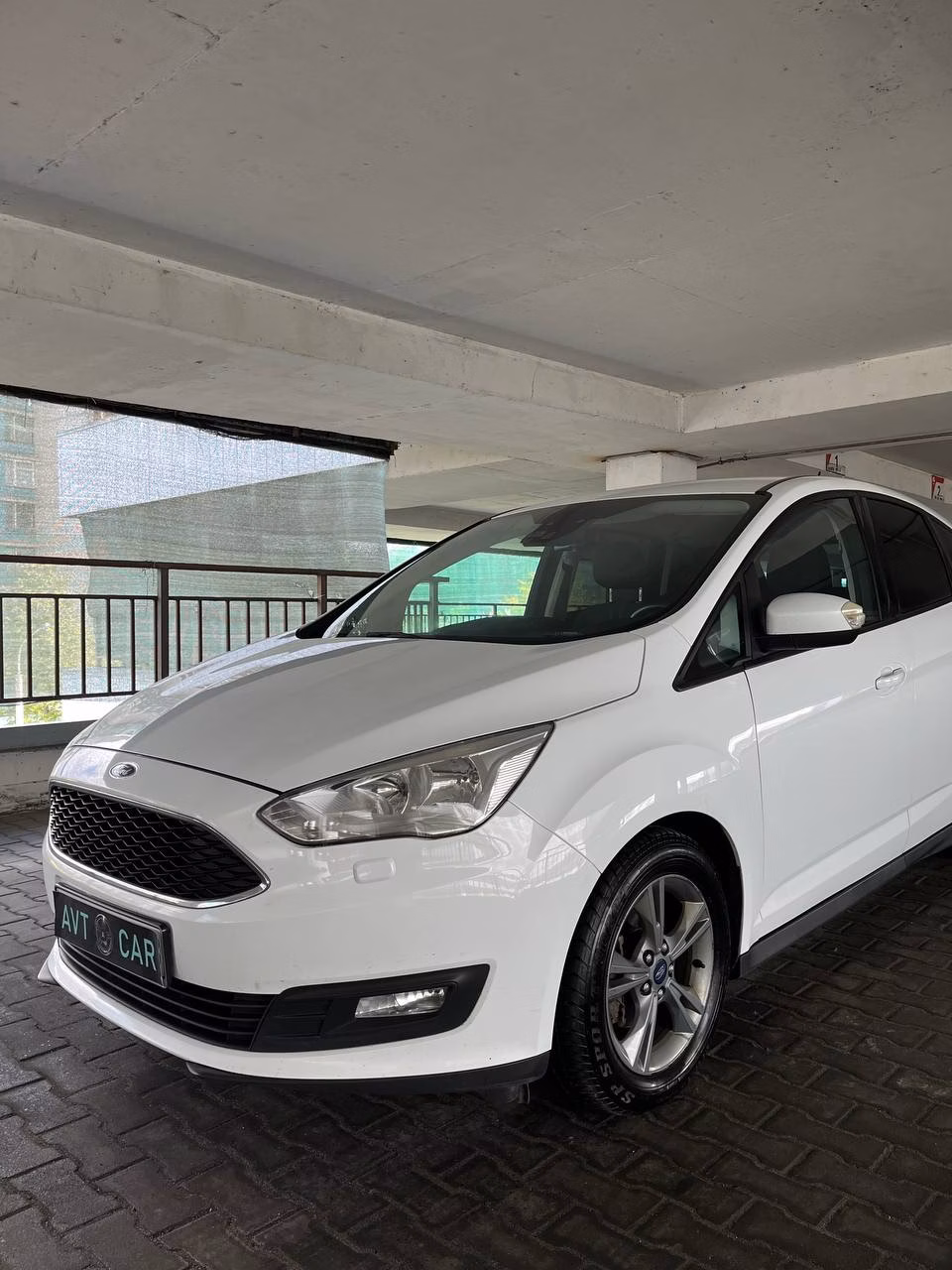 Ford C-MAX фото 3