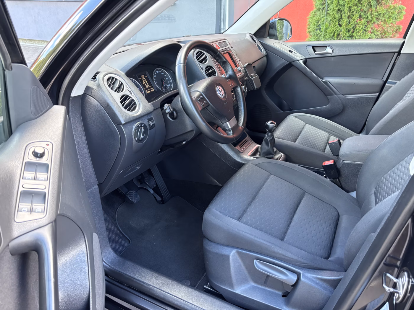 Volkswagen Tiguan фото 9