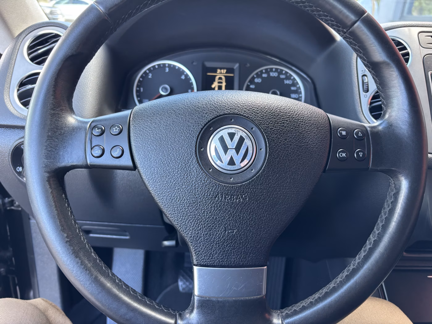 Volkswagen Tiguan фото 10