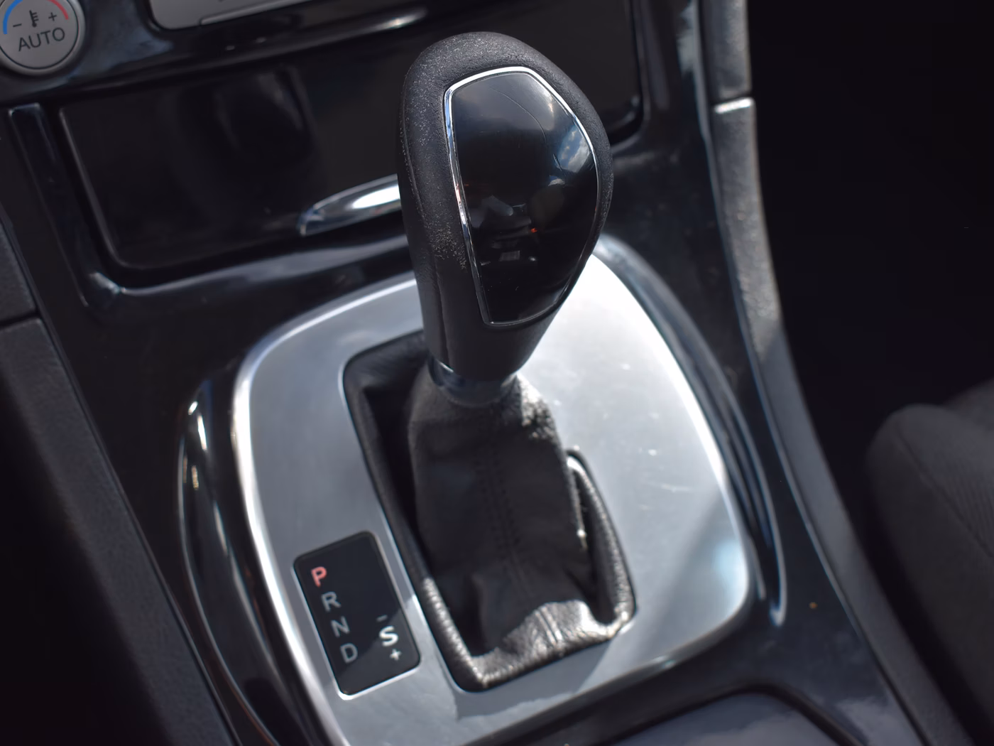 Ford S-MAX фото 19