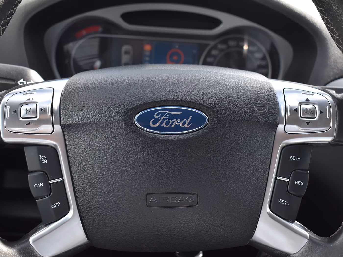 Ford S-MAX фото 10