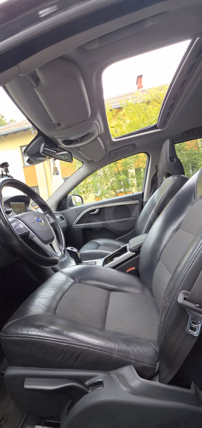 Volvo V70 фото 17