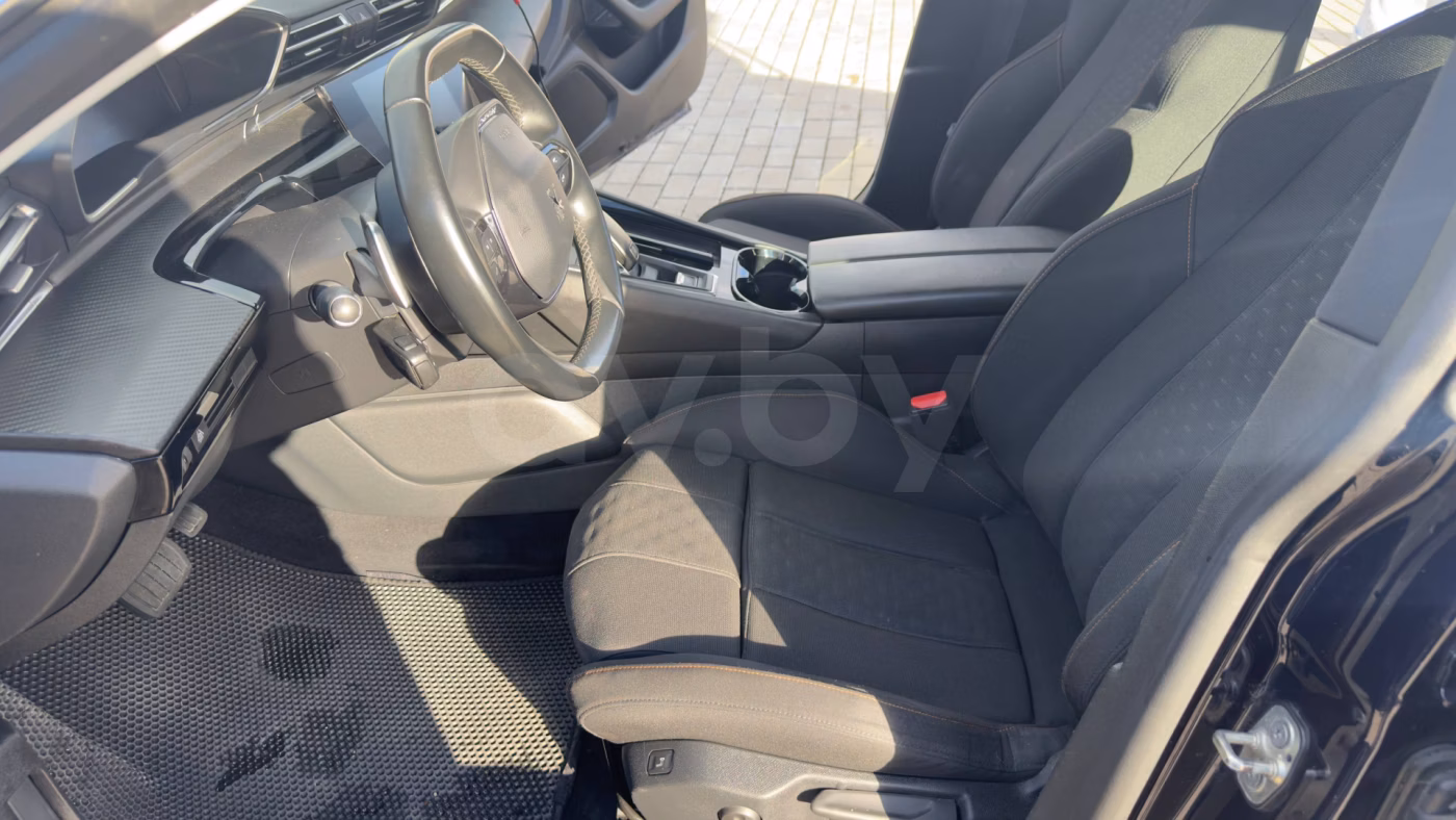 Peugeot 508 фото 10