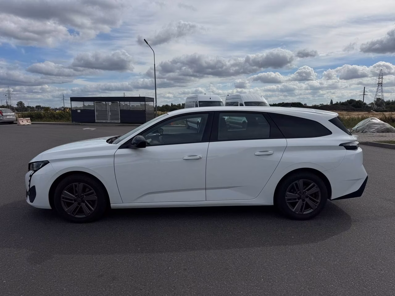 Peugeot 308 фото 3