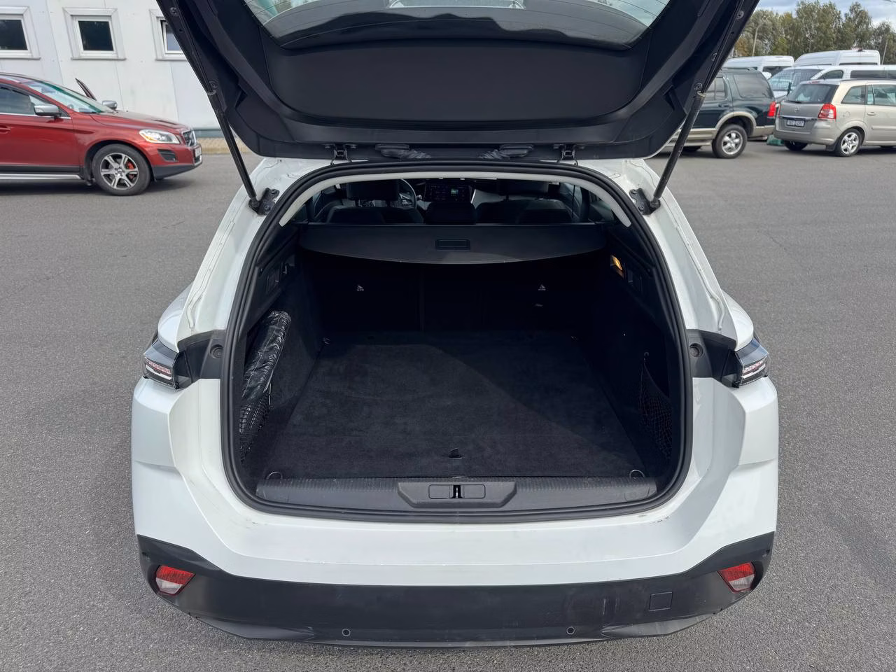 Peugeot 308 фото 17