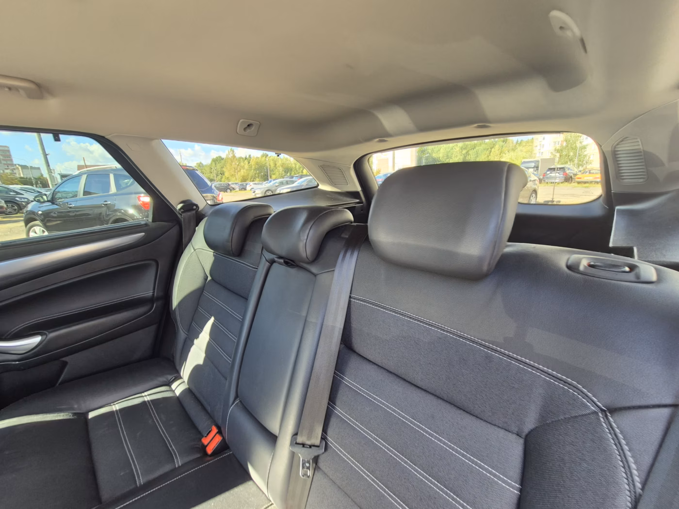 Ford Mondeo фото 7