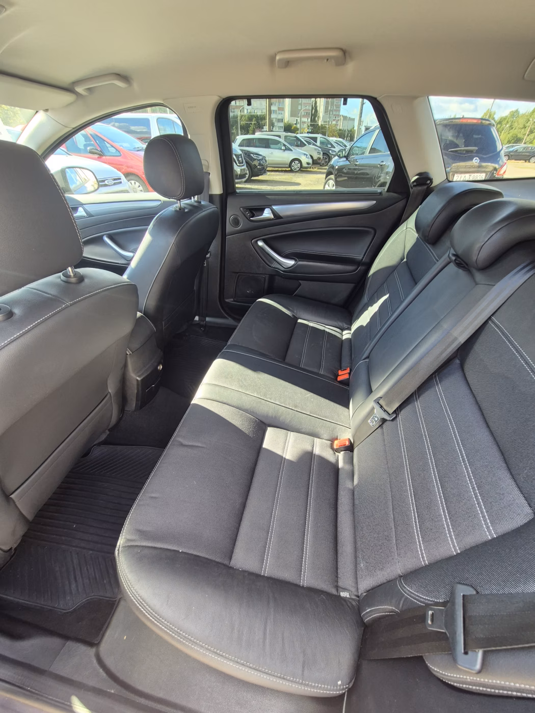 Ford Mondeo фото 8
