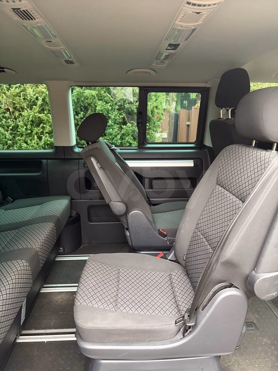 Volkswagen Multivan фото 7