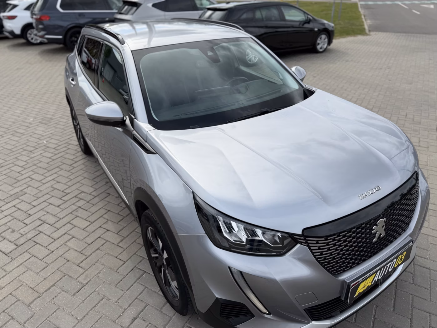 Peugeot 2008 фото 8