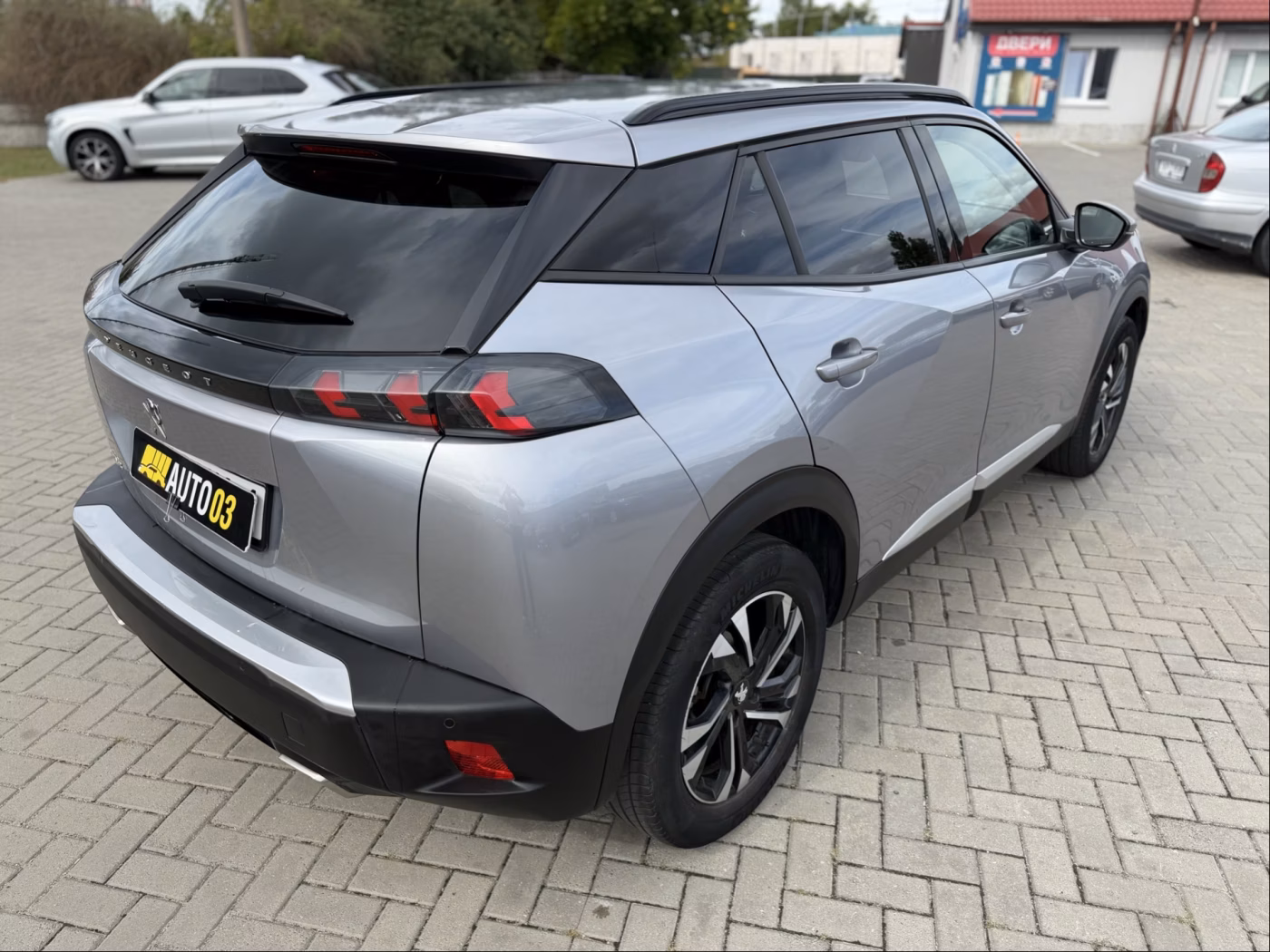 Peugeot 2008 фото 11