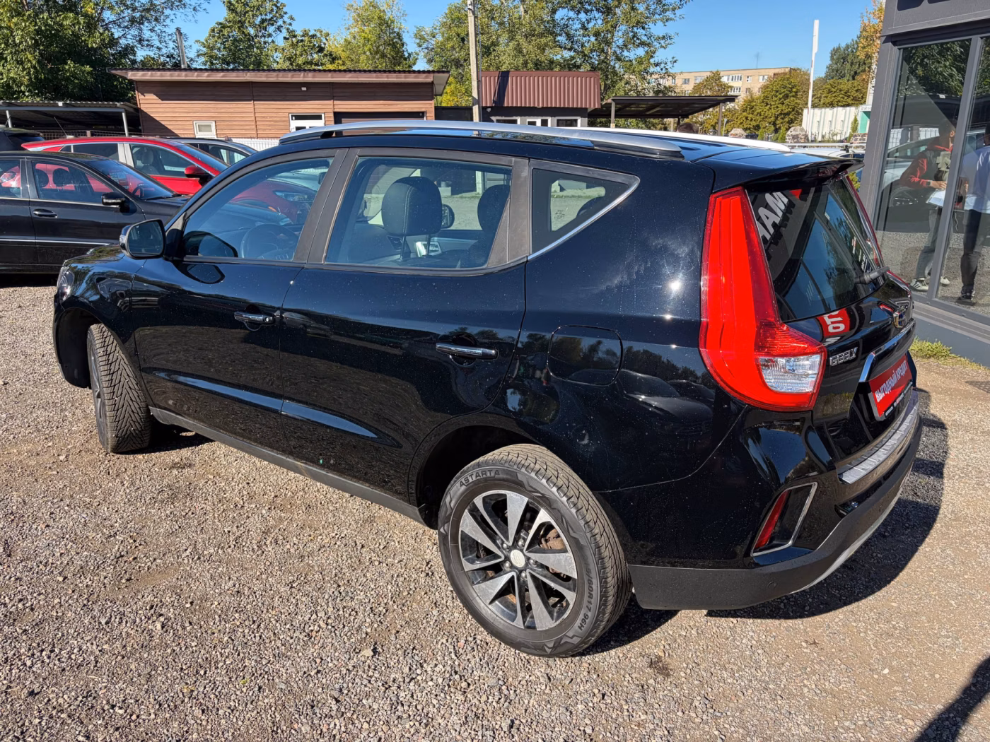 Geely Emgrand X7 фото 7