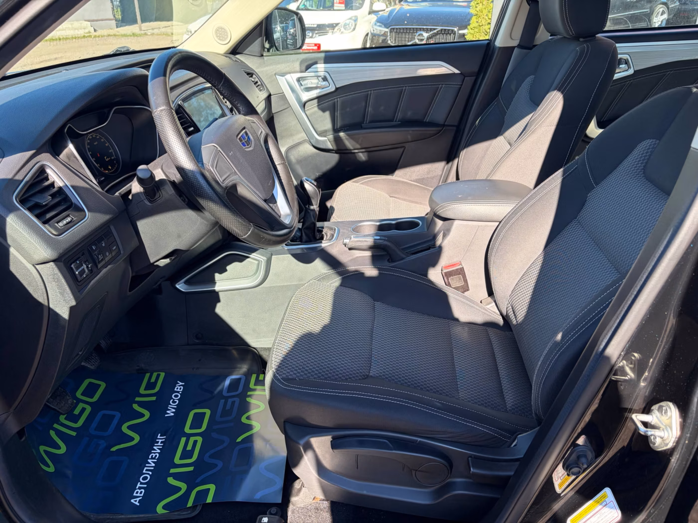 Geely Emgrand X7 фото 9