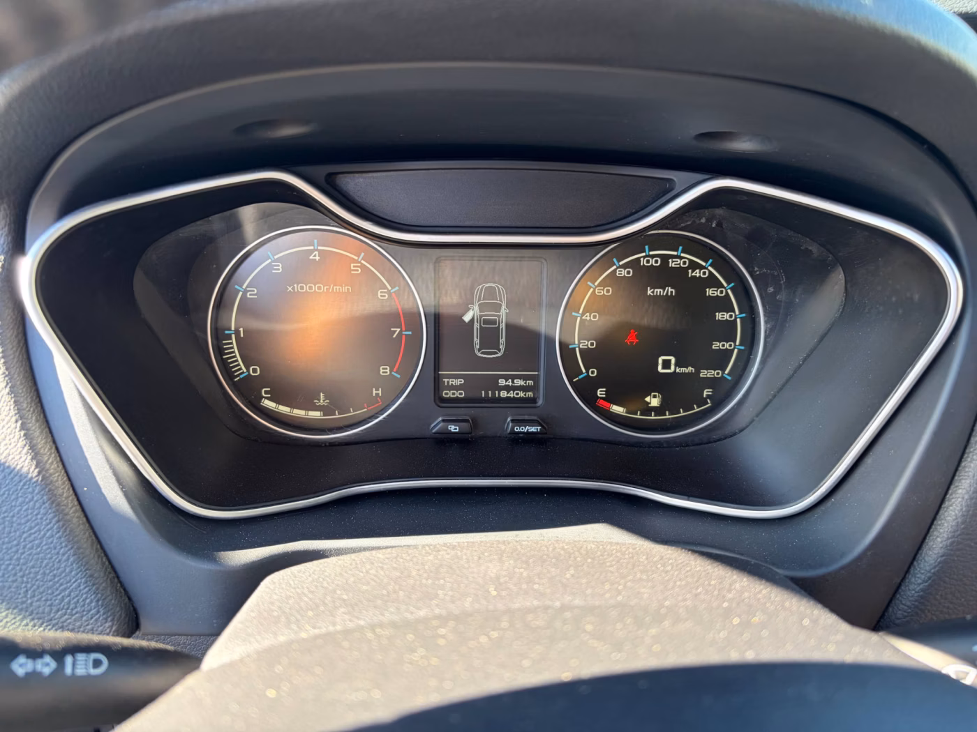 Geely Emgrand X7 фото 11