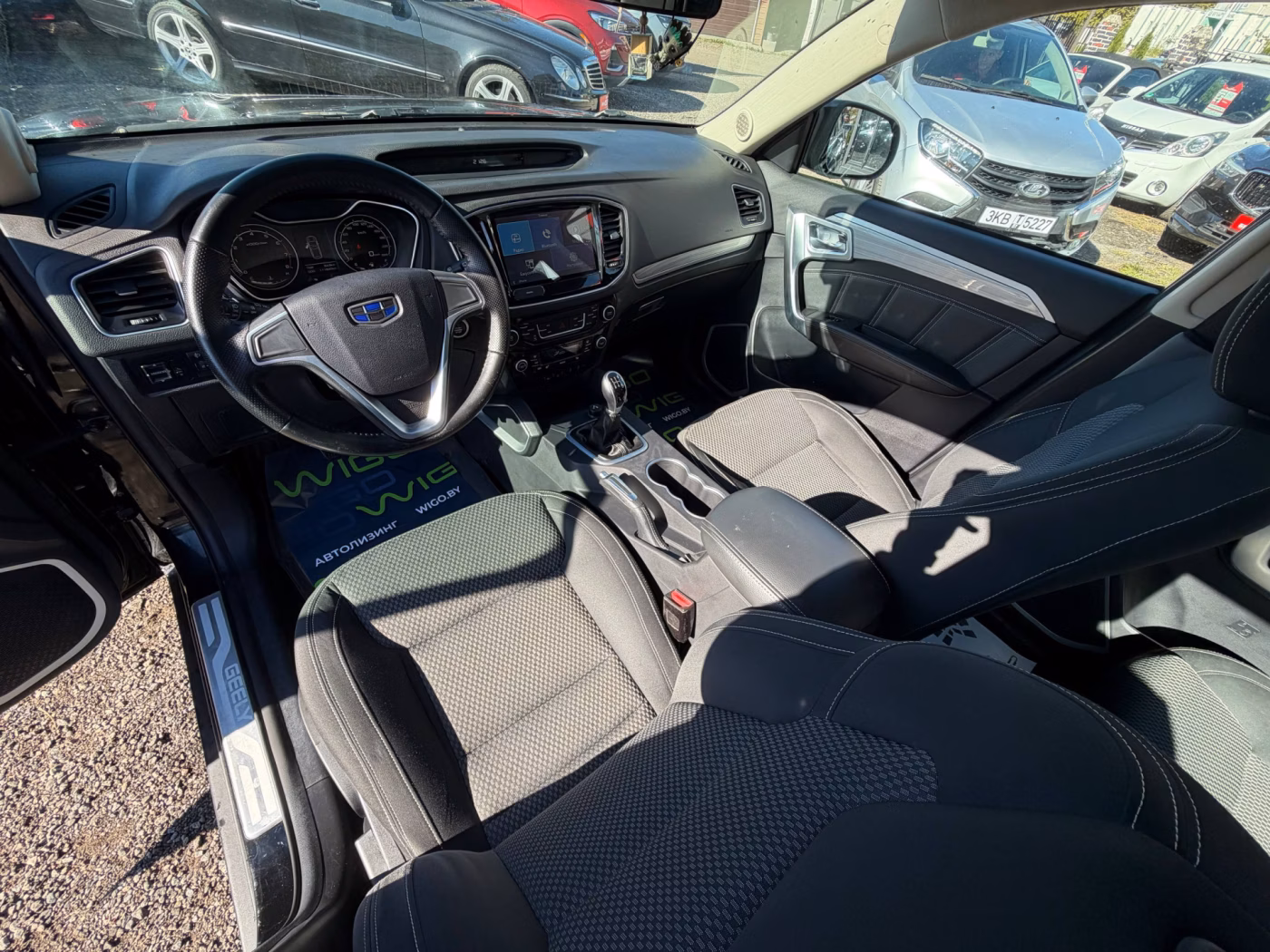 Geely Emgrand X7 фото 16