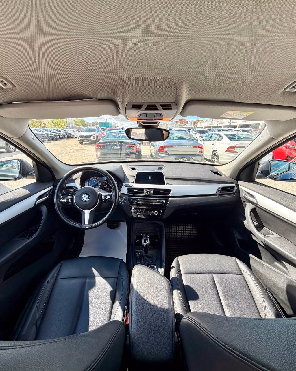 BMW X1 фото 8