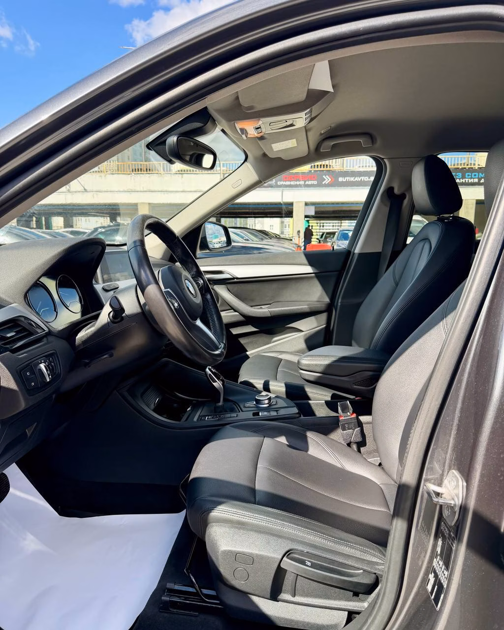 BMW X1 фото 9