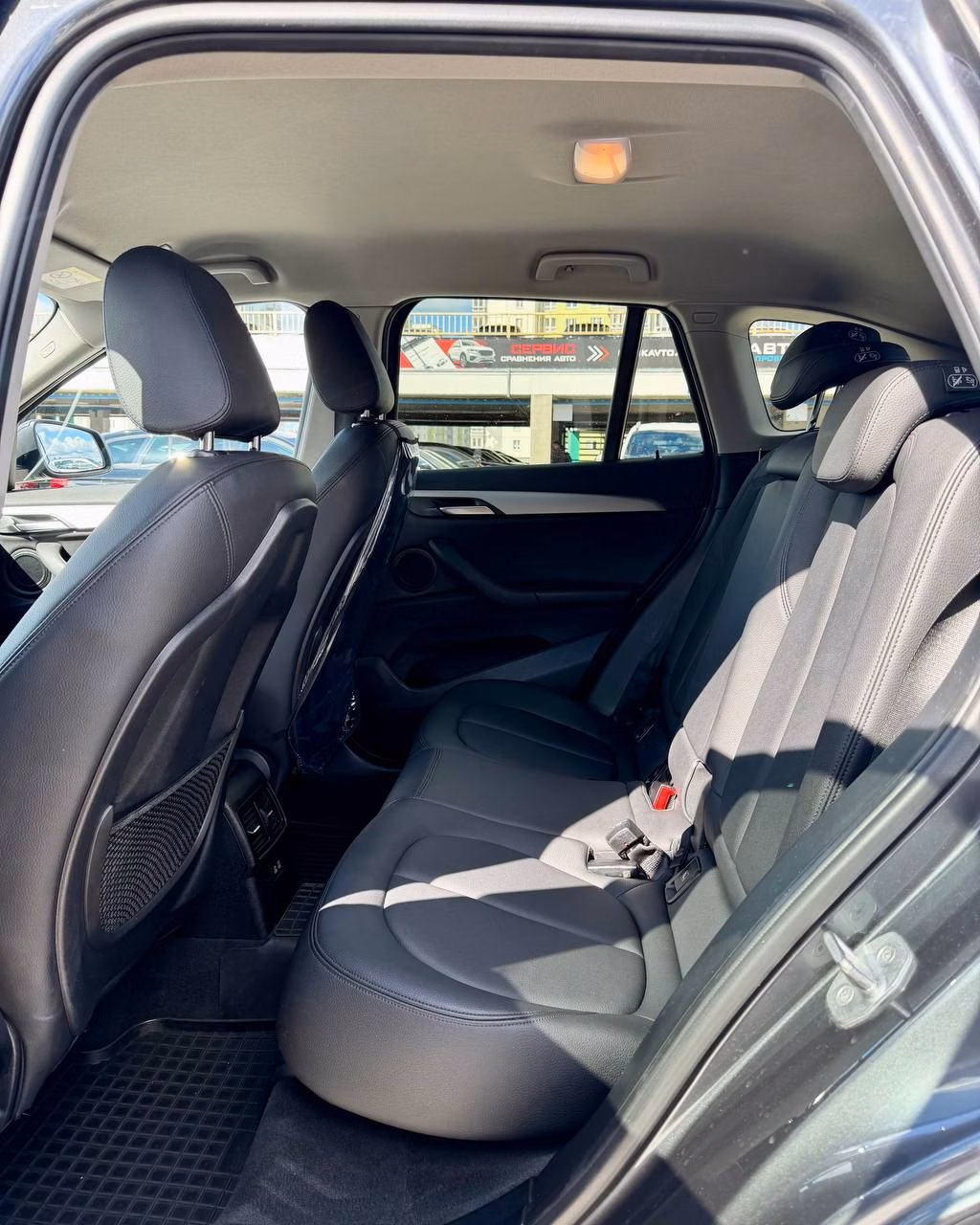 BMW X1 фото 10