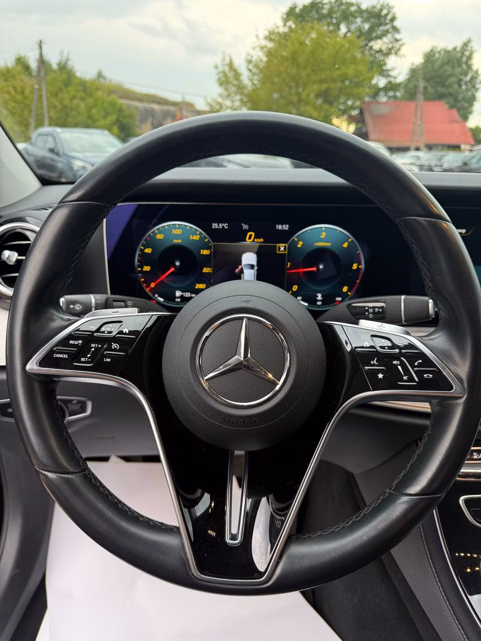 Mercedes-Benz E-Класс фото 6
