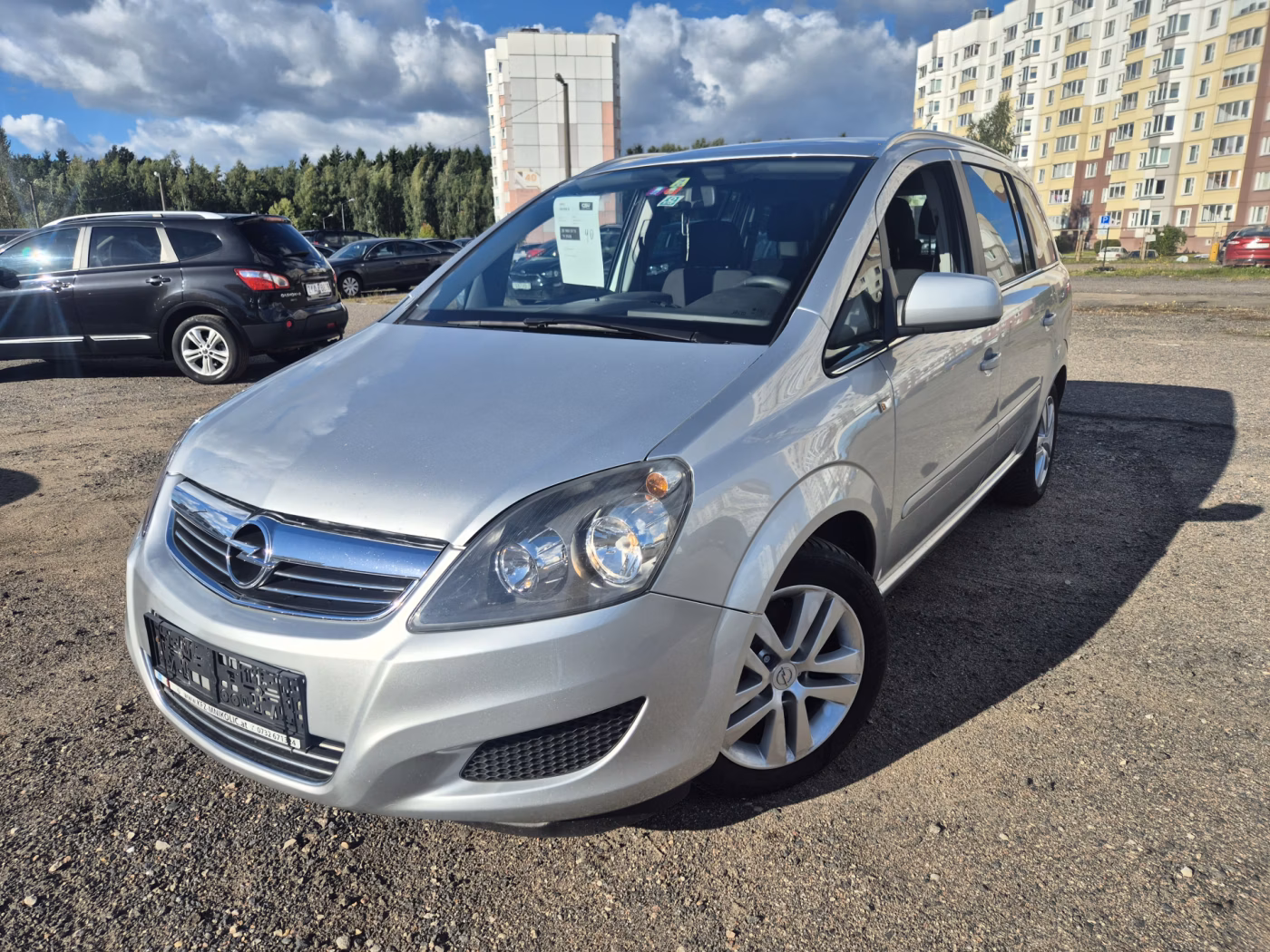 Opel Zafira фото 2