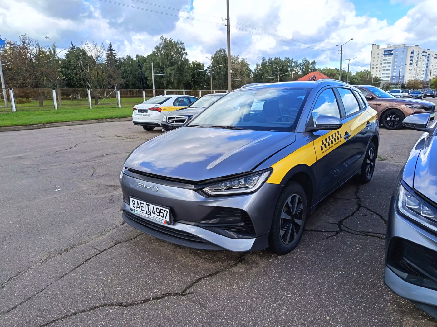 BYD e2 фото 3