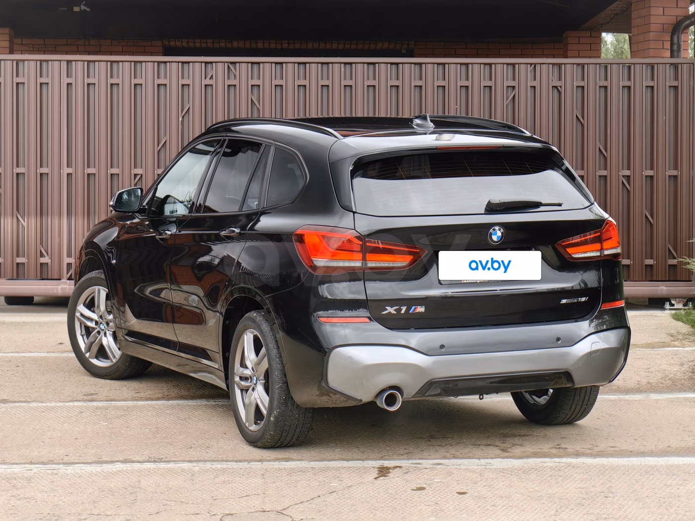 BMW X1 фото 6