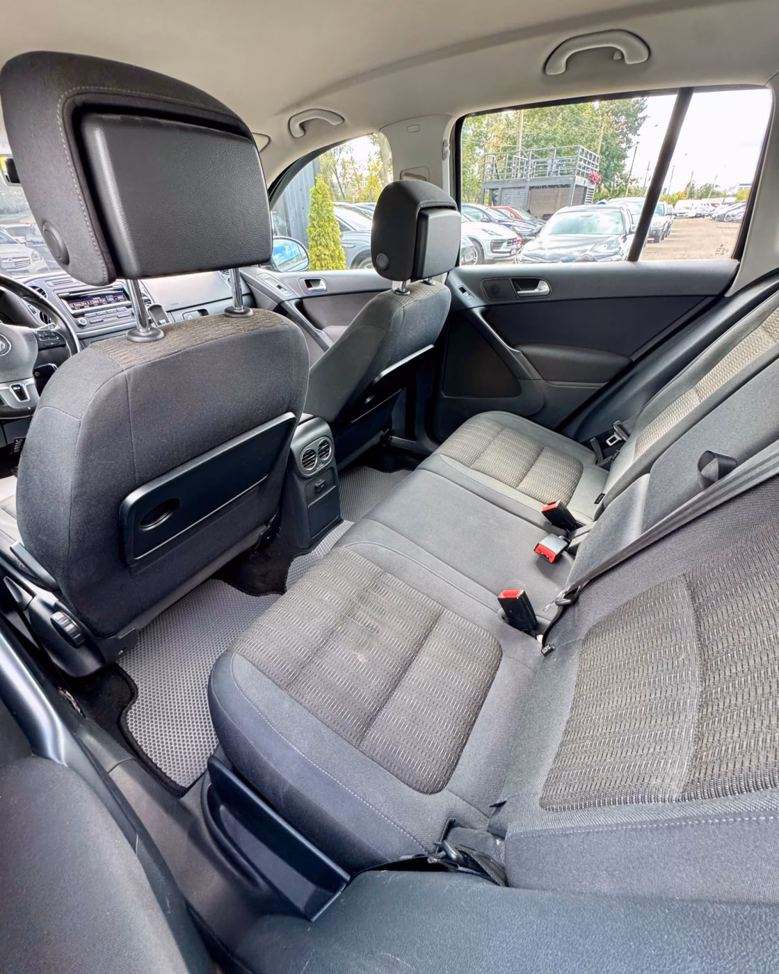 Volkswagen Tiguan фото 11