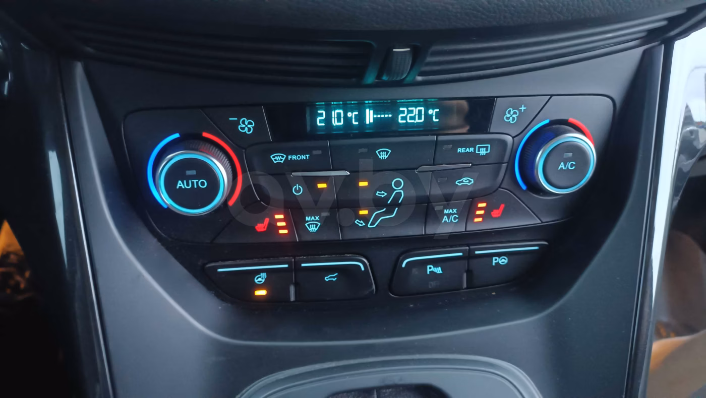 Ford Kuga фото 14