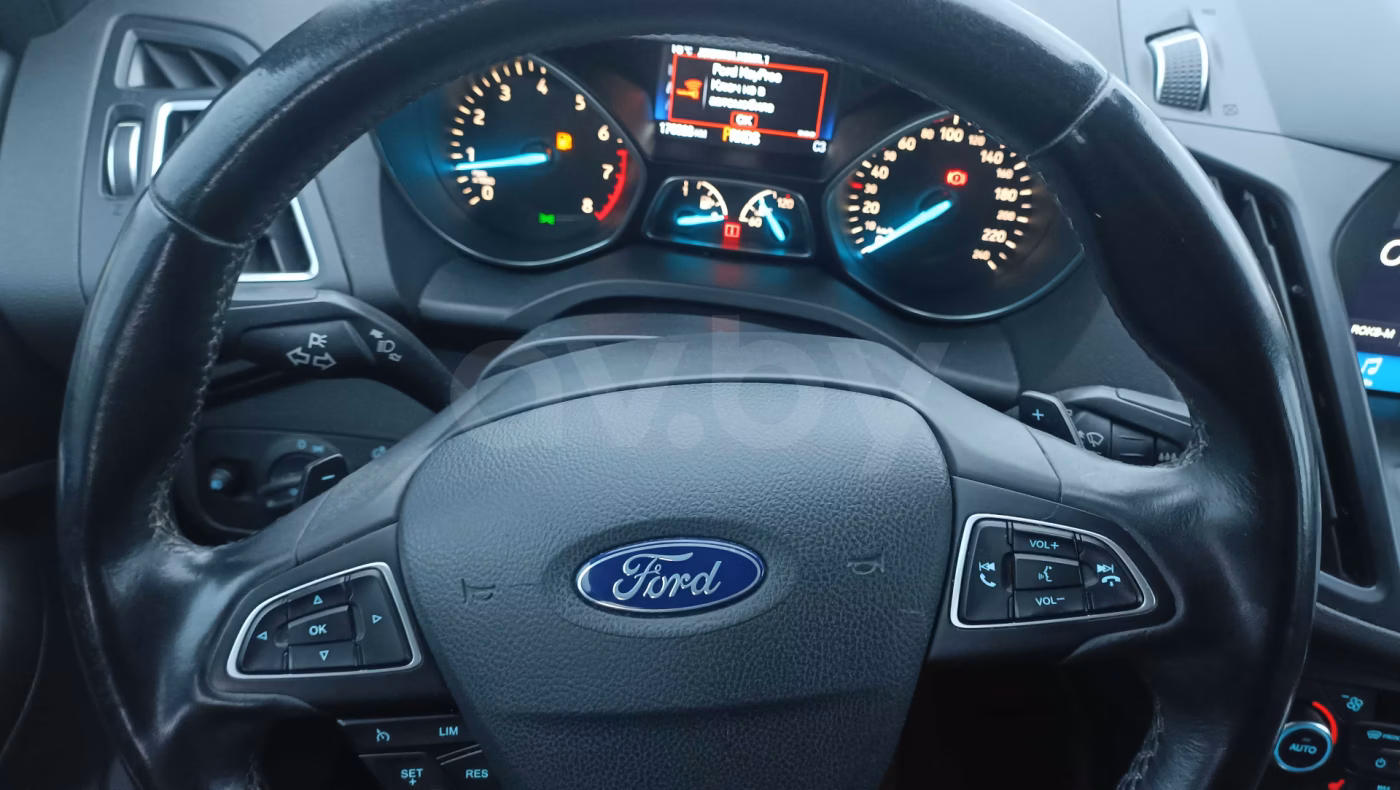 Ford Kuga фото 11