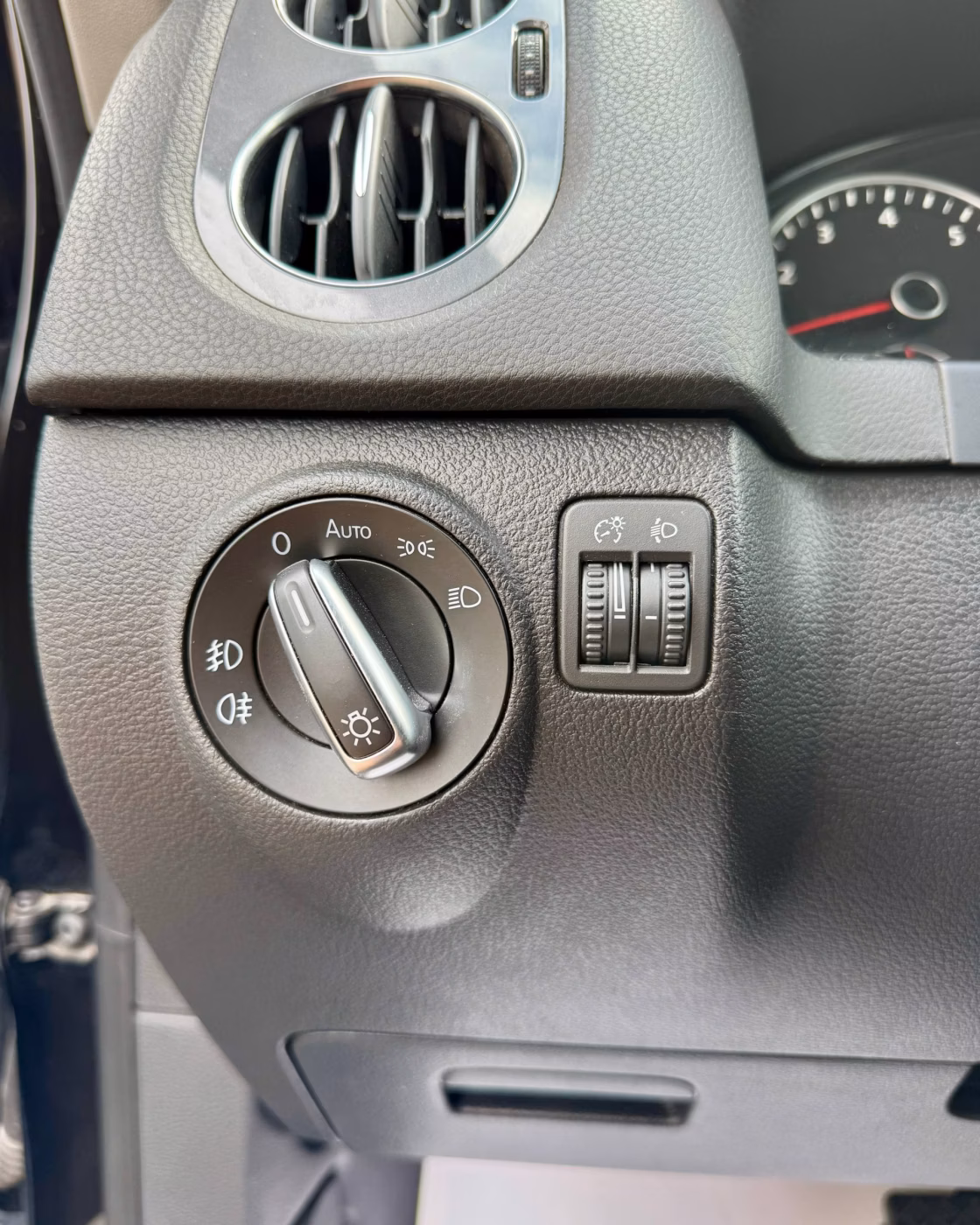 Volkswagen Tiguan фото 17
