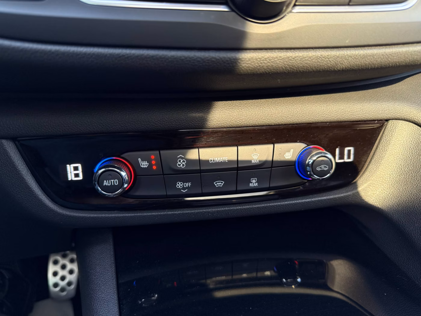 Opel Insignia фото 26