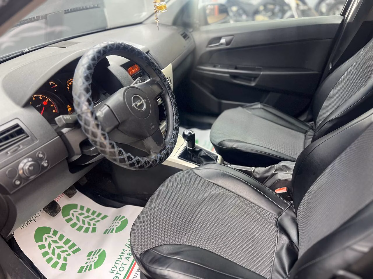 Opel Astra фото 7