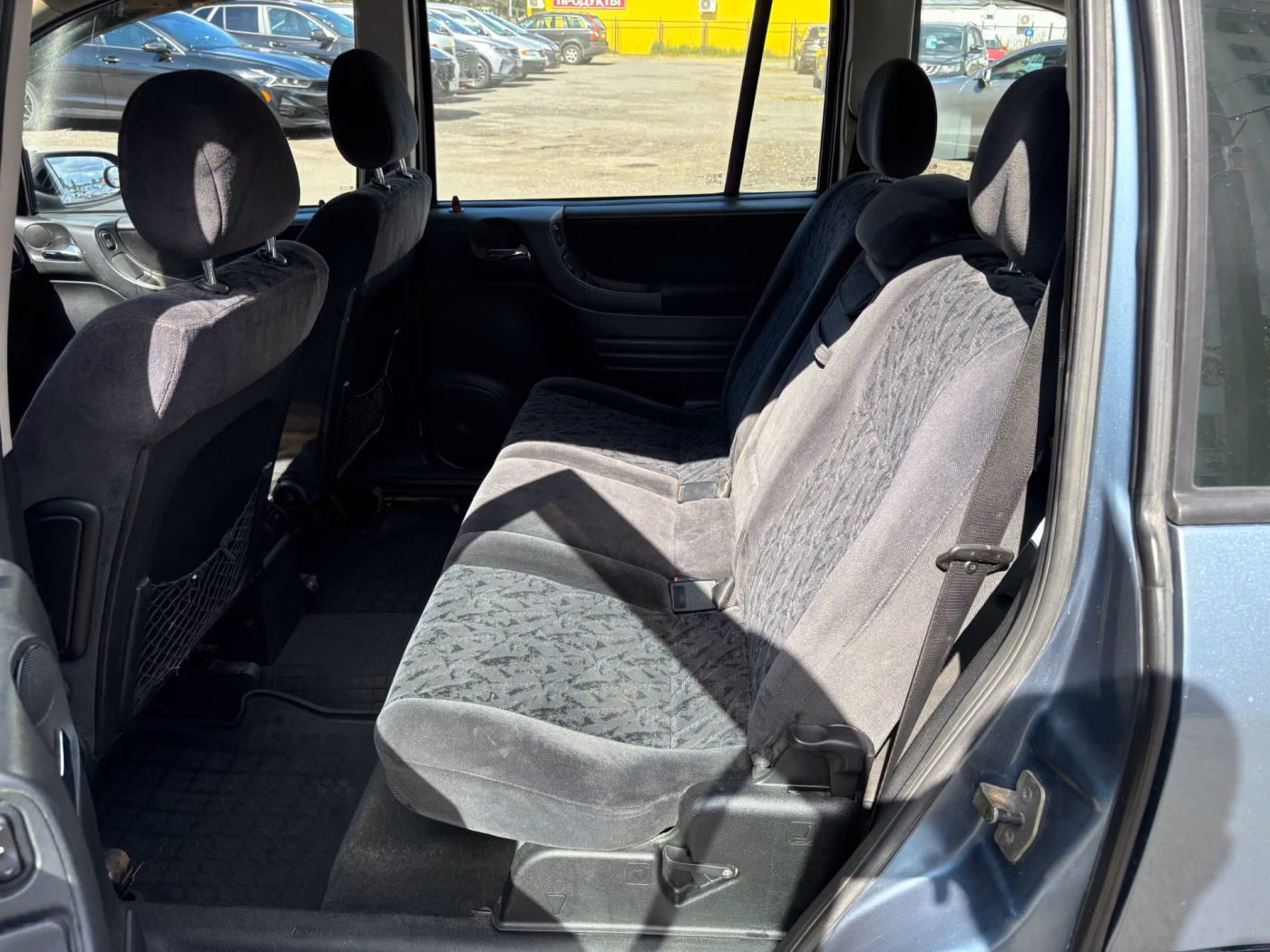 Opel Zafira фото 16