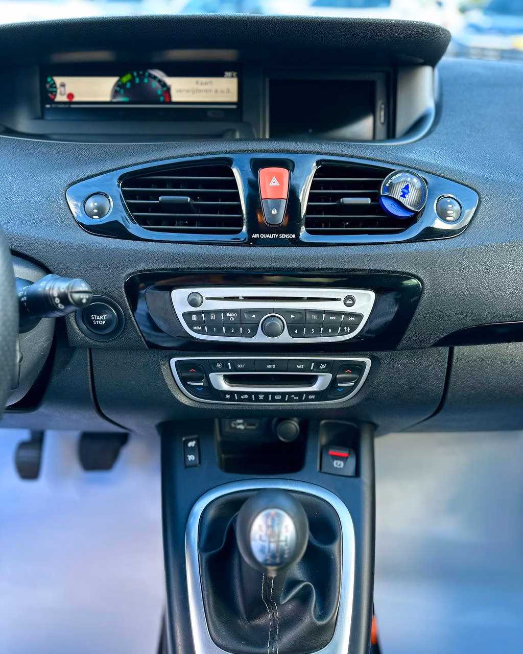 Renault Scenic фото 15