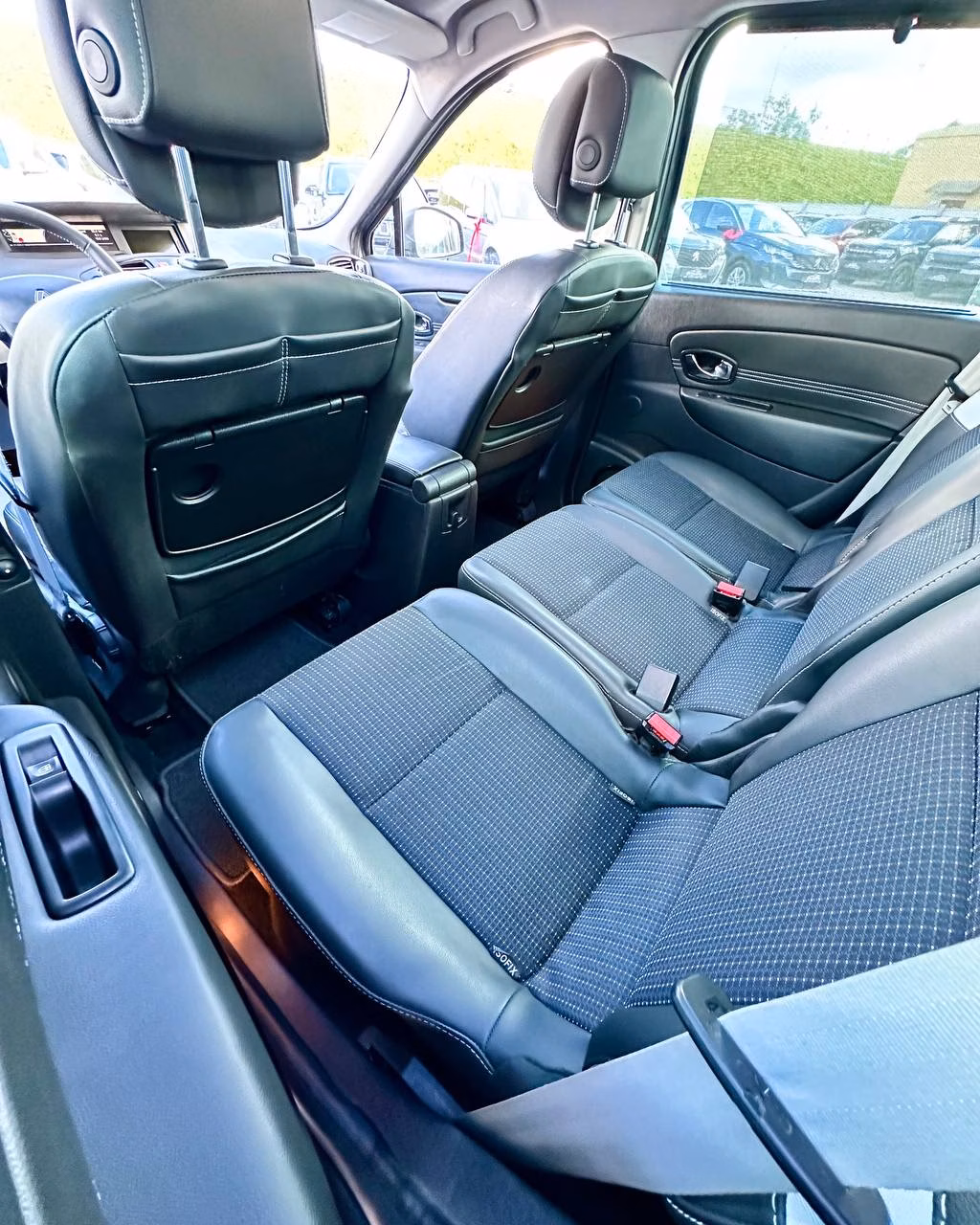 Renault Scenic фото 19
