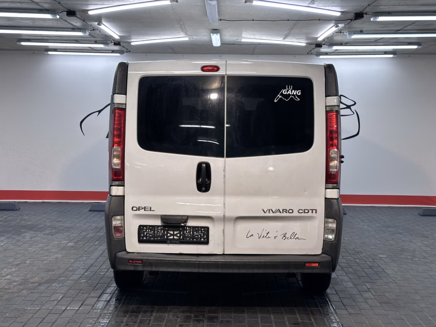Opel Vivaro фото 5