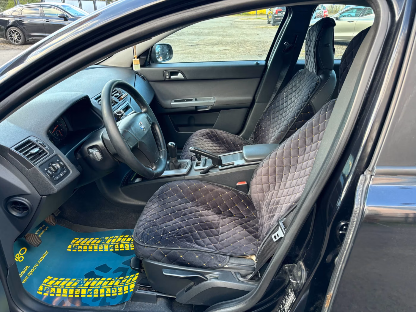 Volvo S40 фото 9