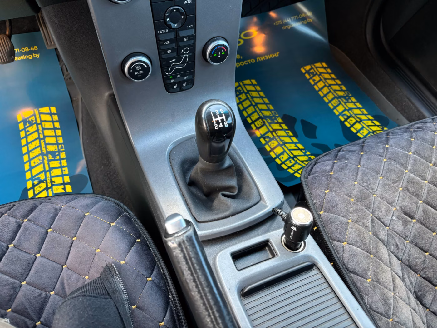 Volvo S40 фото 13