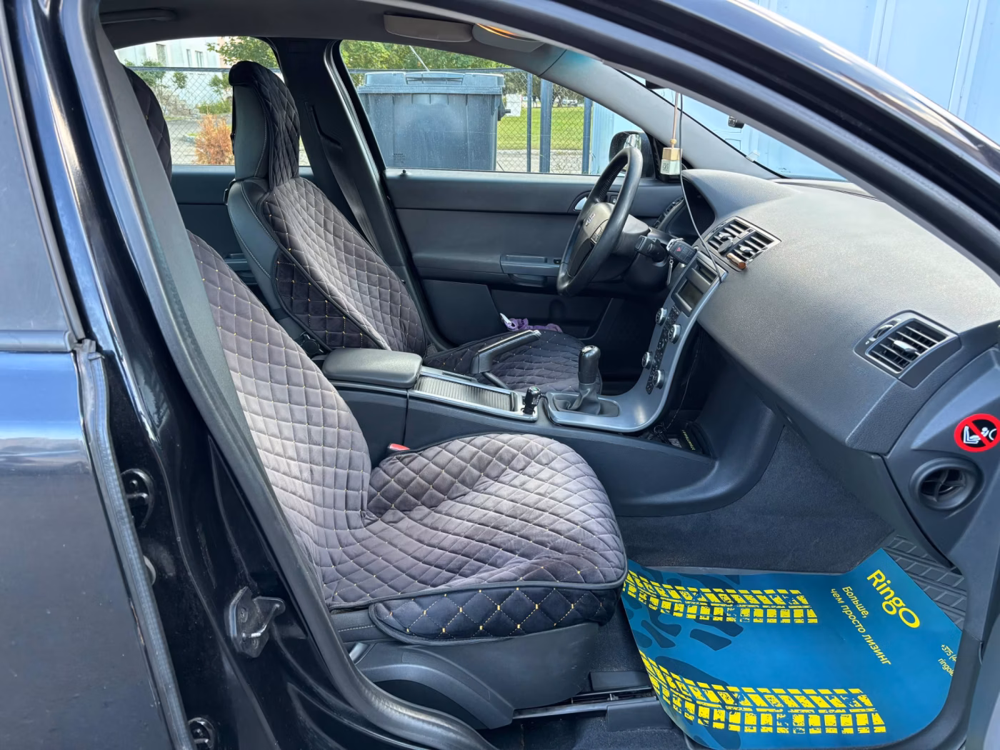 Volvo S40 фото 19
