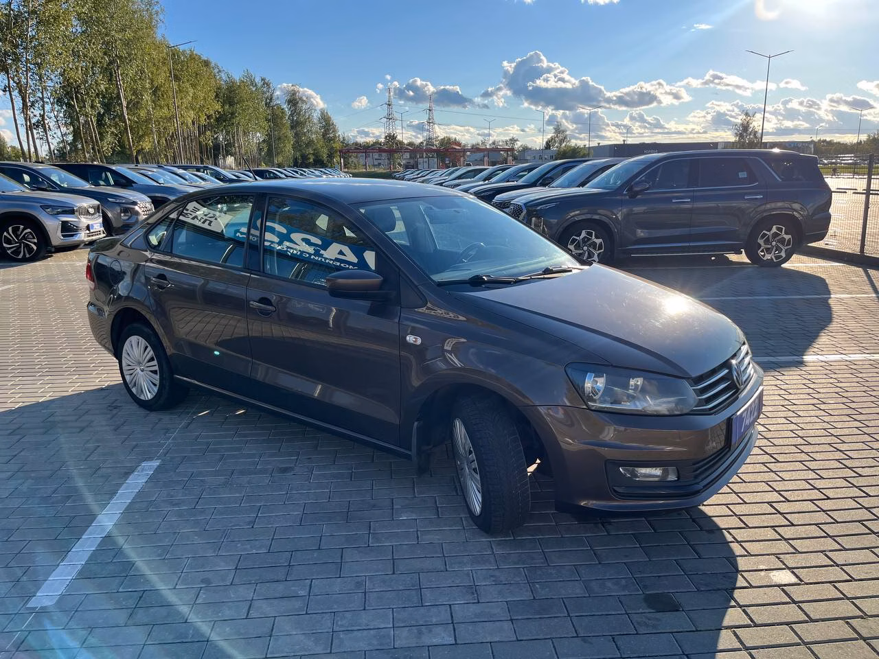 Volkswagen Polo Sedan фото 3