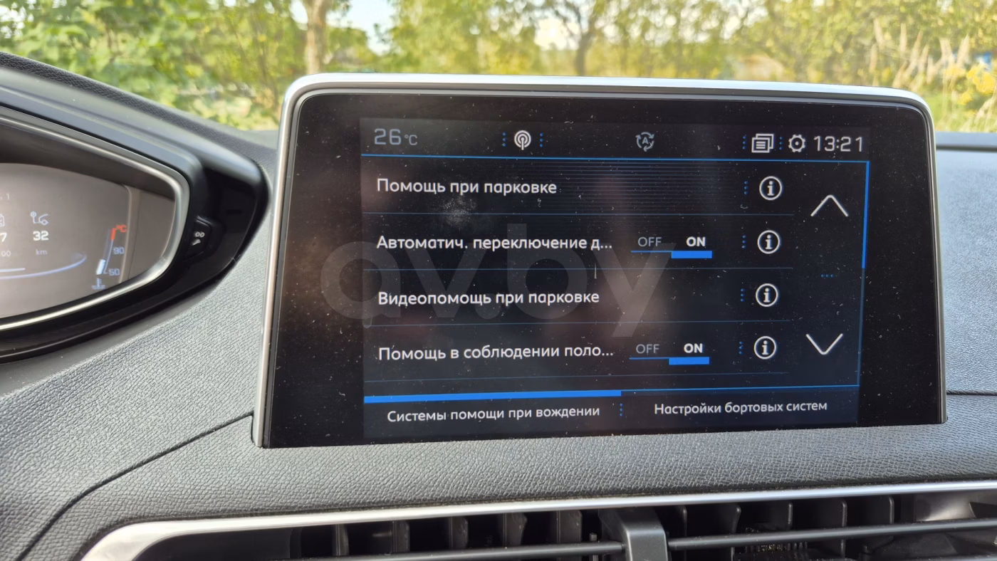 Peugeot 5008 фото 8