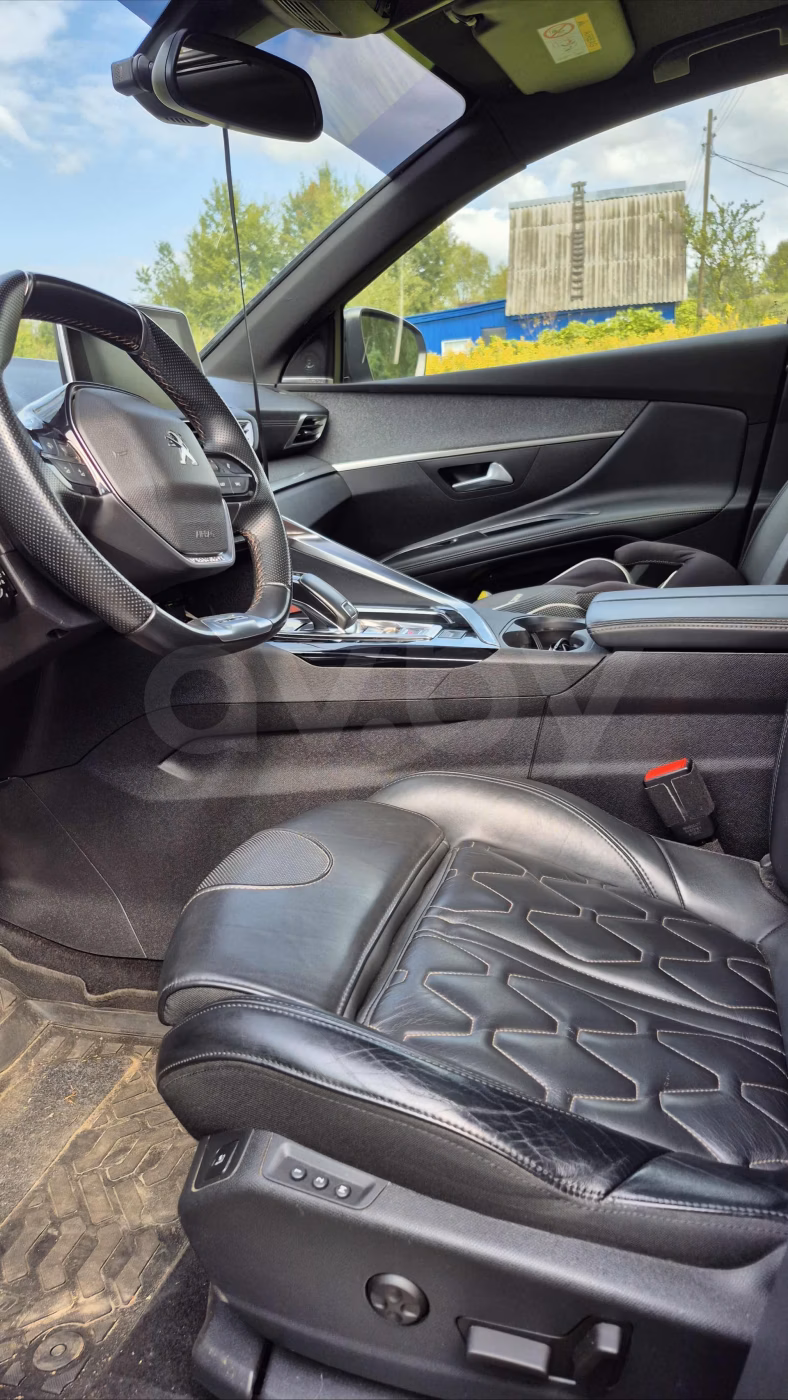 Peugeot 5008 фото 17