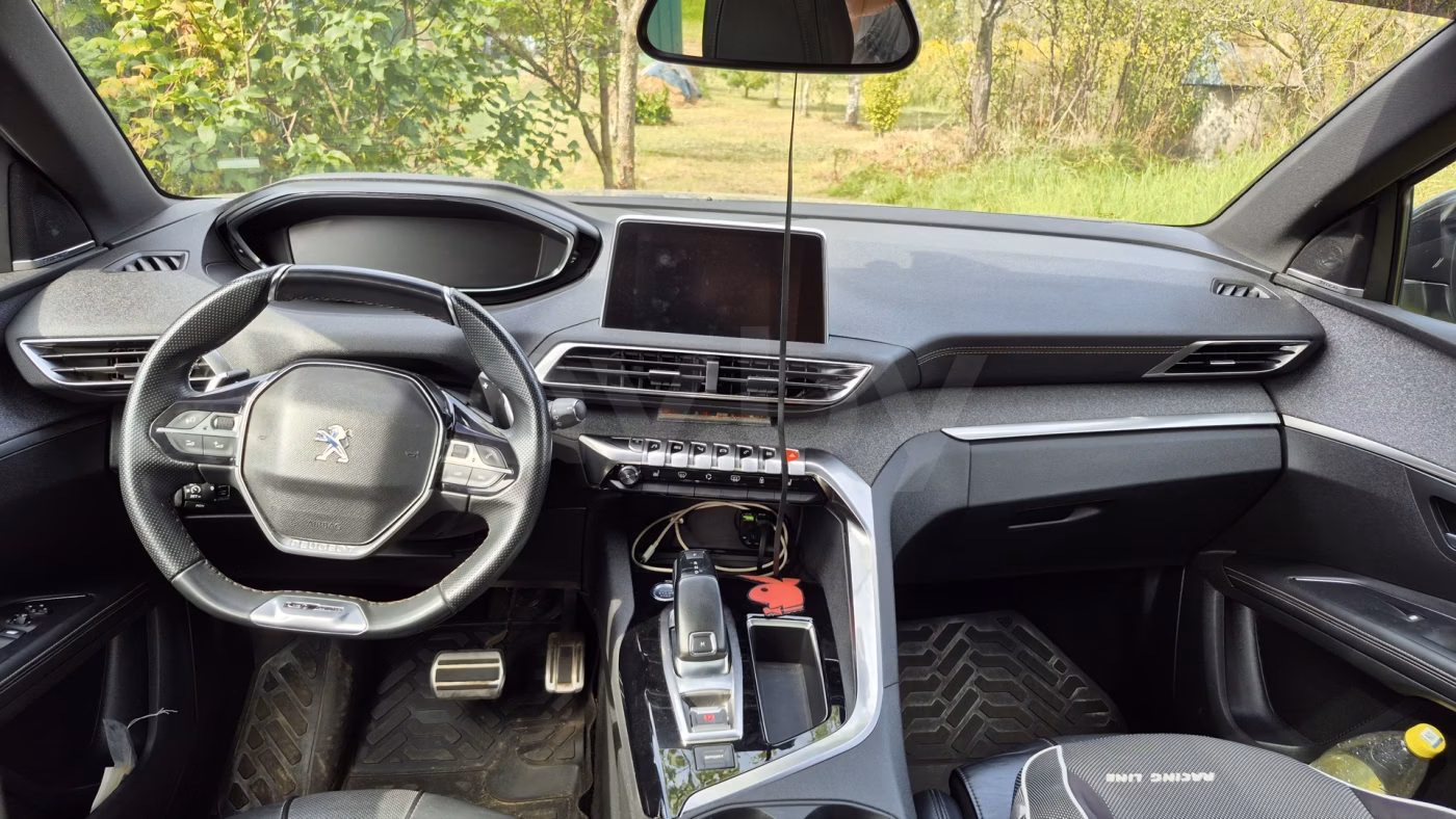 Peugeot 5008 фото 12