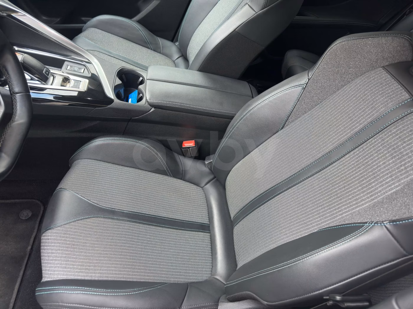 Peugeot 5008 фото 13
