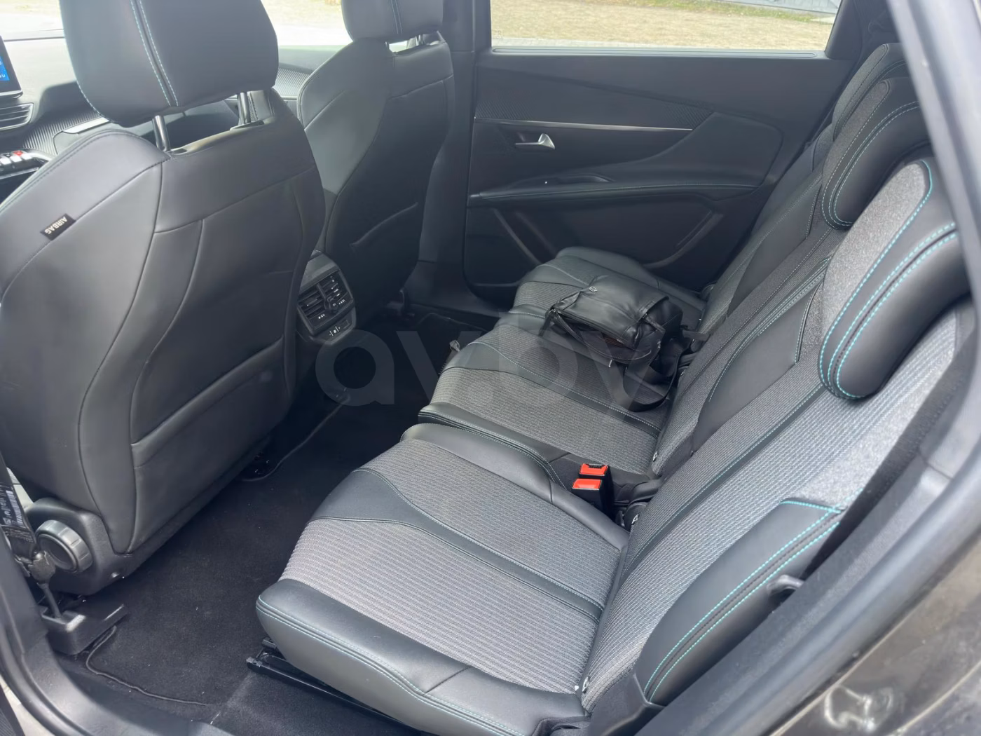 Peugeot 5008 фото 11