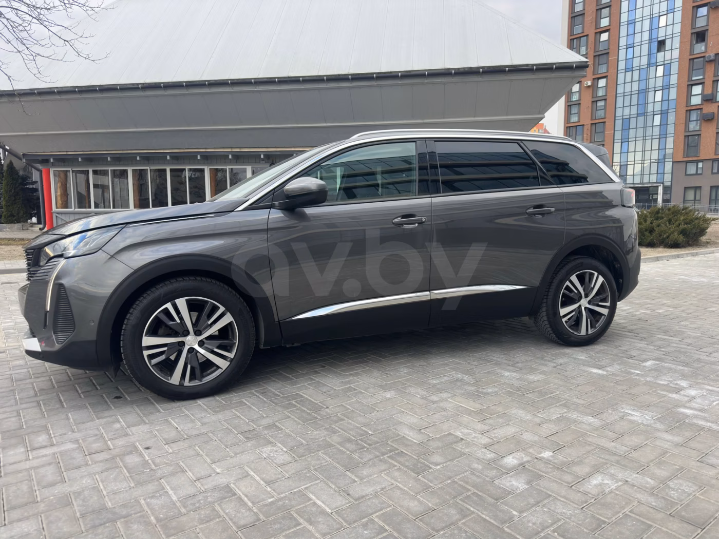 Peugeot 5008 фото 4
