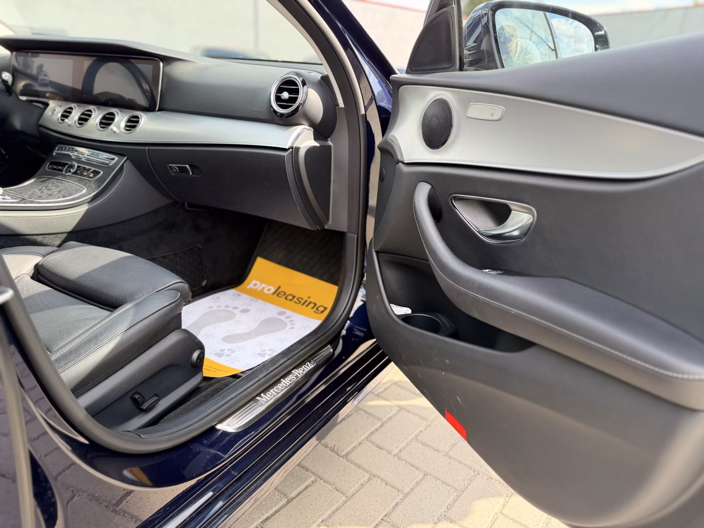 Mercedes-Benz E-Класс фото 17