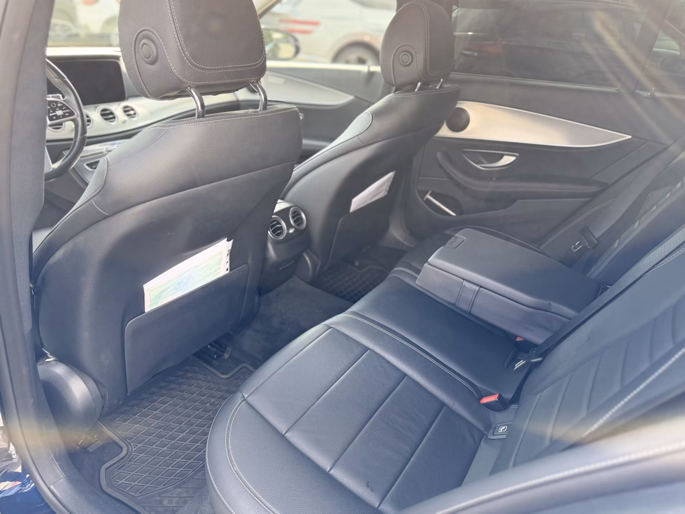 Mercedes-Benz E-Класс фото 20