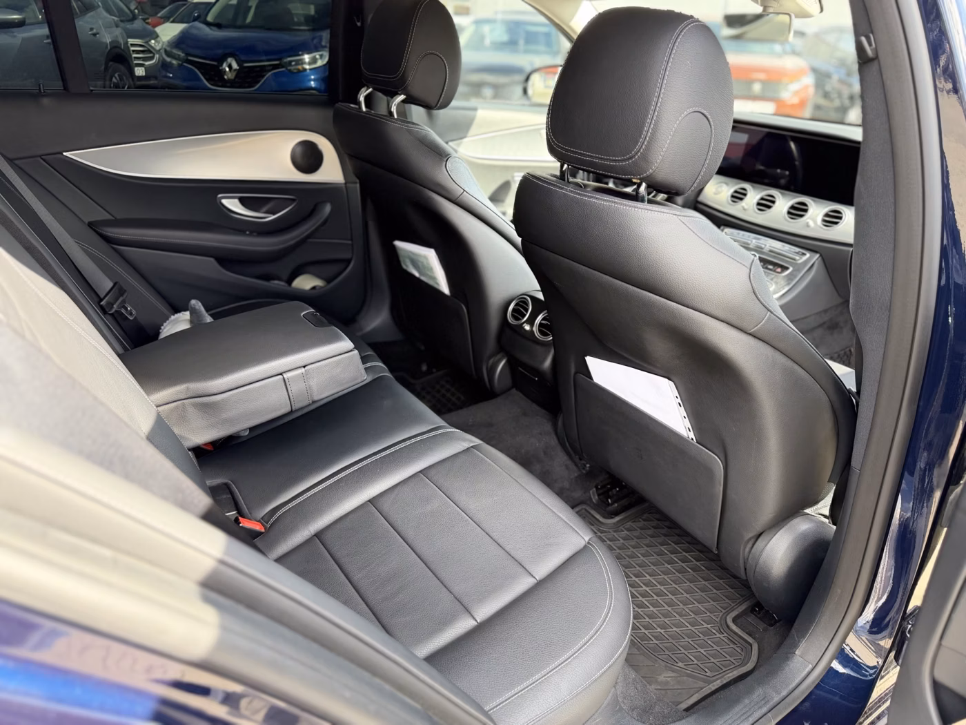 Mercedes-Benz E-Класс фото 15