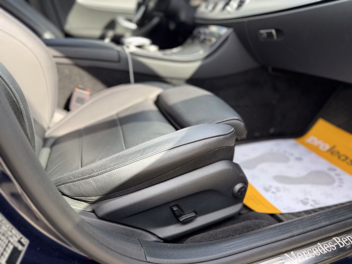 Mercedes-Benz E-Класс фото 26