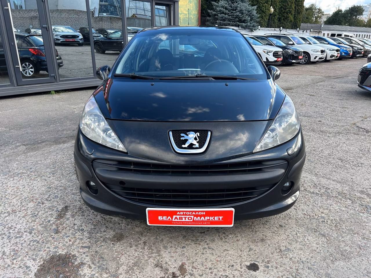 Peugeot 207 фото 2